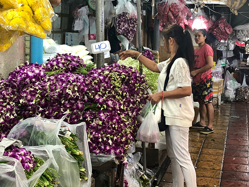 歴史ある花市場へ タイ バンコク 世界の花屋 フラワーギフト おしゃれな花の通販サイト