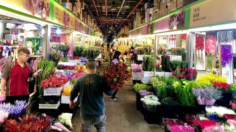 活気ある花市場～台湾・台北～