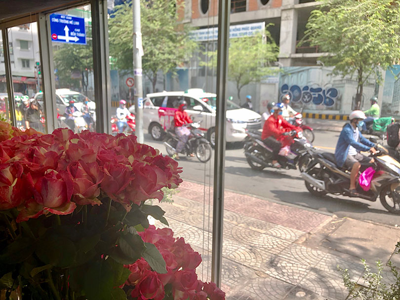 バラにあふれるお花屋さん～ベトナム・ホーチミンシティ～