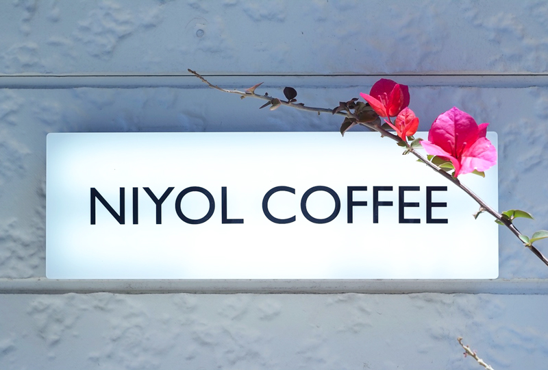 世界の花屋×NIYOL COFFEE