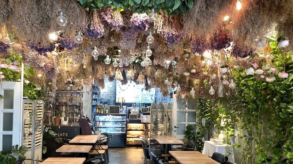 ソウルのおしゃれなフラワーカフェ 韓国 ソウル 世界の花屋 フラワーギフト おしゃれな花の通販サイト