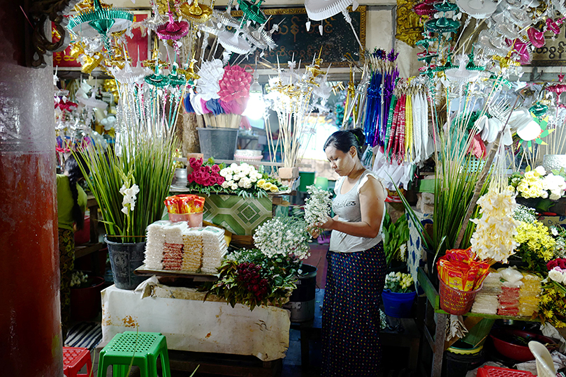 花と祈り～ミャンマー・ヤンゴン～